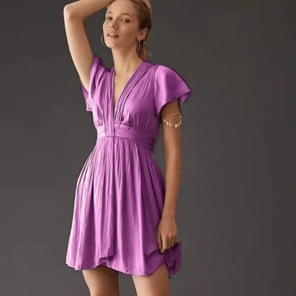 ANTHROPOLOGIE V-Neck Vibrant Mini Dress Orchid Purple Size 4 Satin